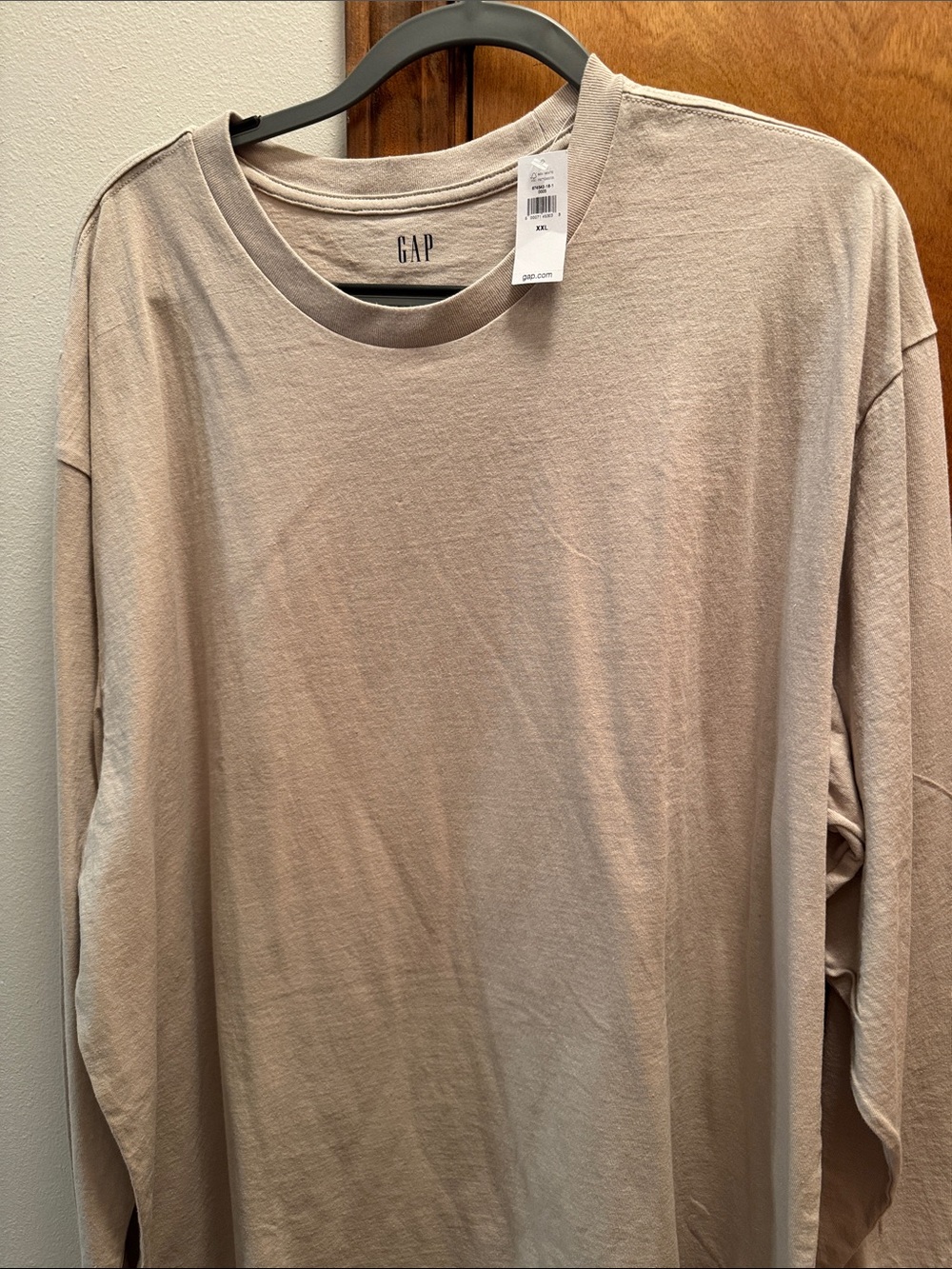 GAP Men’s Long Sleeve Crewneck Shirt - Beige Taupe